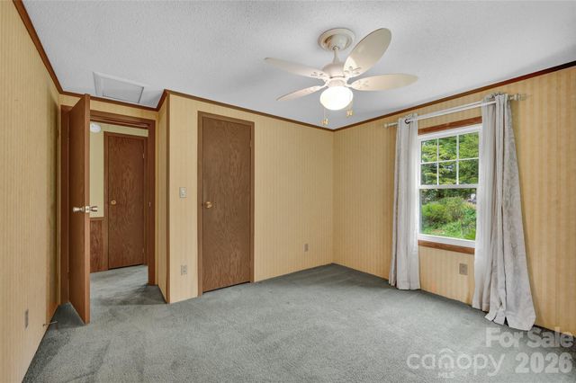 158 Wildwood Trail Drive, Statesville, NC 28677