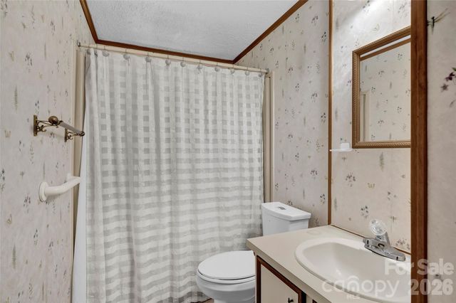 158 Wildwood Trail Drive, Statesville, NC 28677