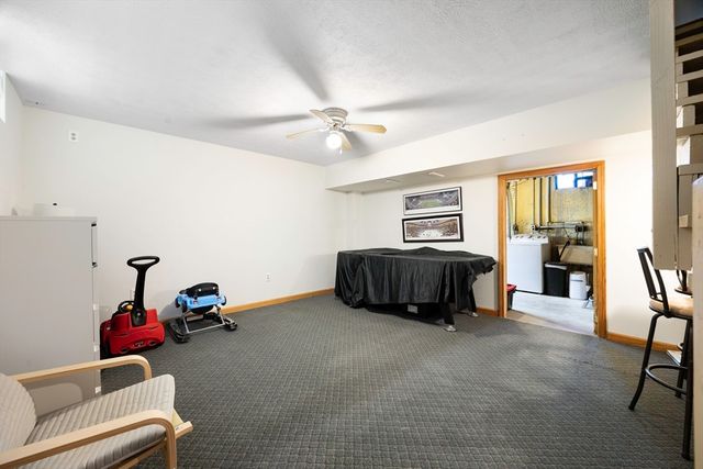 68 Honeysuckle Dr 68, Chicopee, MA 01022