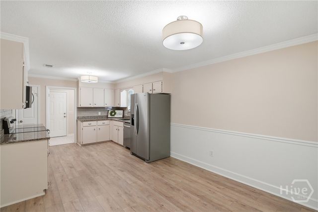 715 Little John Drive, Hinesville, GA 31313