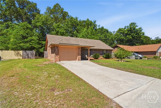 715 Little John Drive, Hinesville, GA 31313
