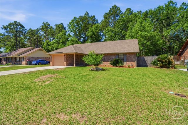 715 Little John Drive, Hinesville, GA 31313
