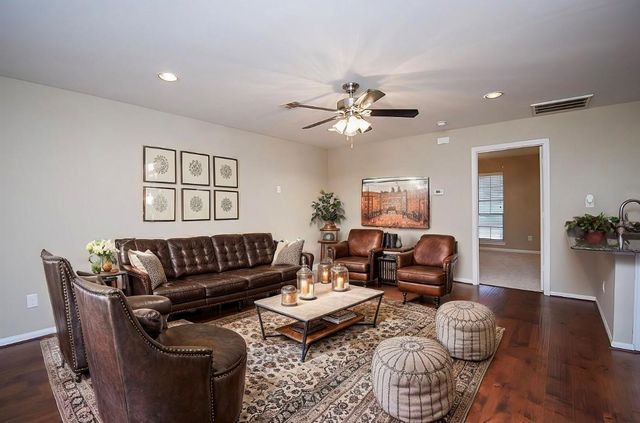 5343 Richmond Avenue 17, Houston, TX 77056