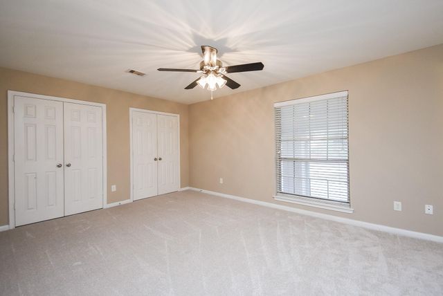 5343 Richmond Avenue 17, Houston, TX 77056