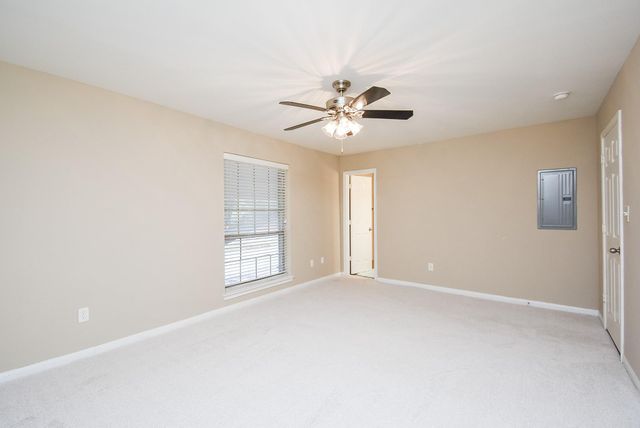 5343 Richmond Avenue 17, Houston, TX 77056