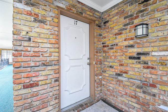 5343 Richmond Avenue 17, Houston, TX 77056