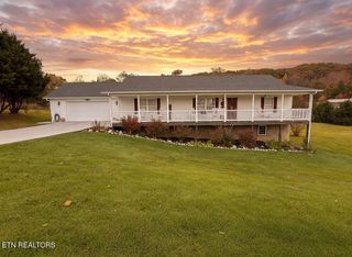 158 Sunnydale Lane, White Pine, TN 37890