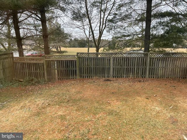 6 MARKETREE CT, Gaithersburg, MD 20886
