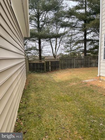 6 MARKETREE CT, Gaithersburg, MD 20886