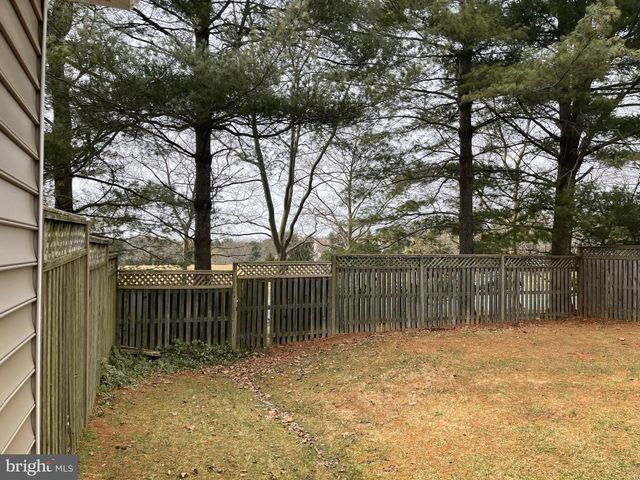 6 MARKETREE CT, Gaithersburg, MD 20886
