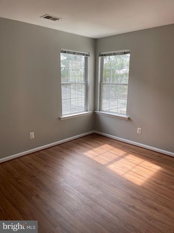 6 MARKETREE CT, Gaithersburg, MD 20886