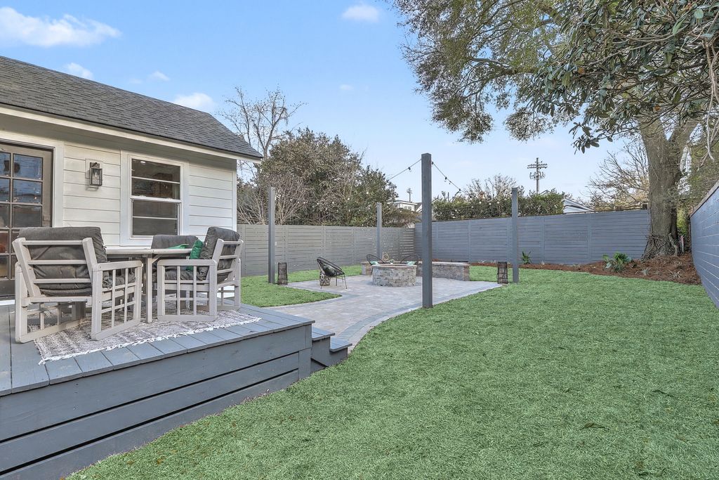 Image 41 of property listing at 5 Saint Margaret Street, Charleston, SC 29403