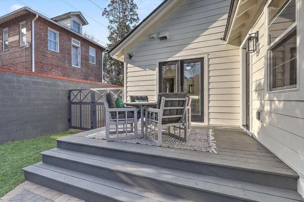 Image 46 of property listing at 5 Saint Margaret Street, Charleston, SC 29403