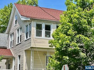 54 Winant Avenue 2nd Floor, Ridgefield Park, NJ 07660