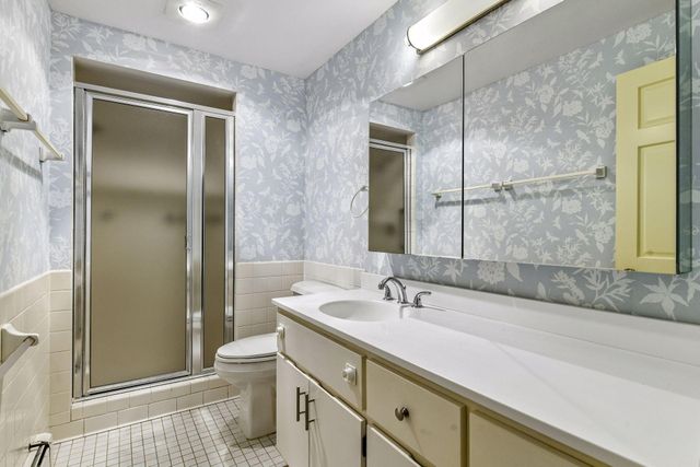540 Indian Mound Street 1A, Wayzata, MN 55391