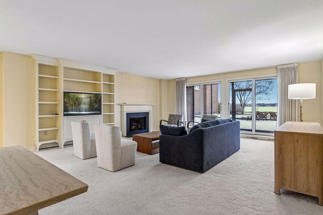 540 Indian Mound Street 1A, Wayzata, MN 55391
