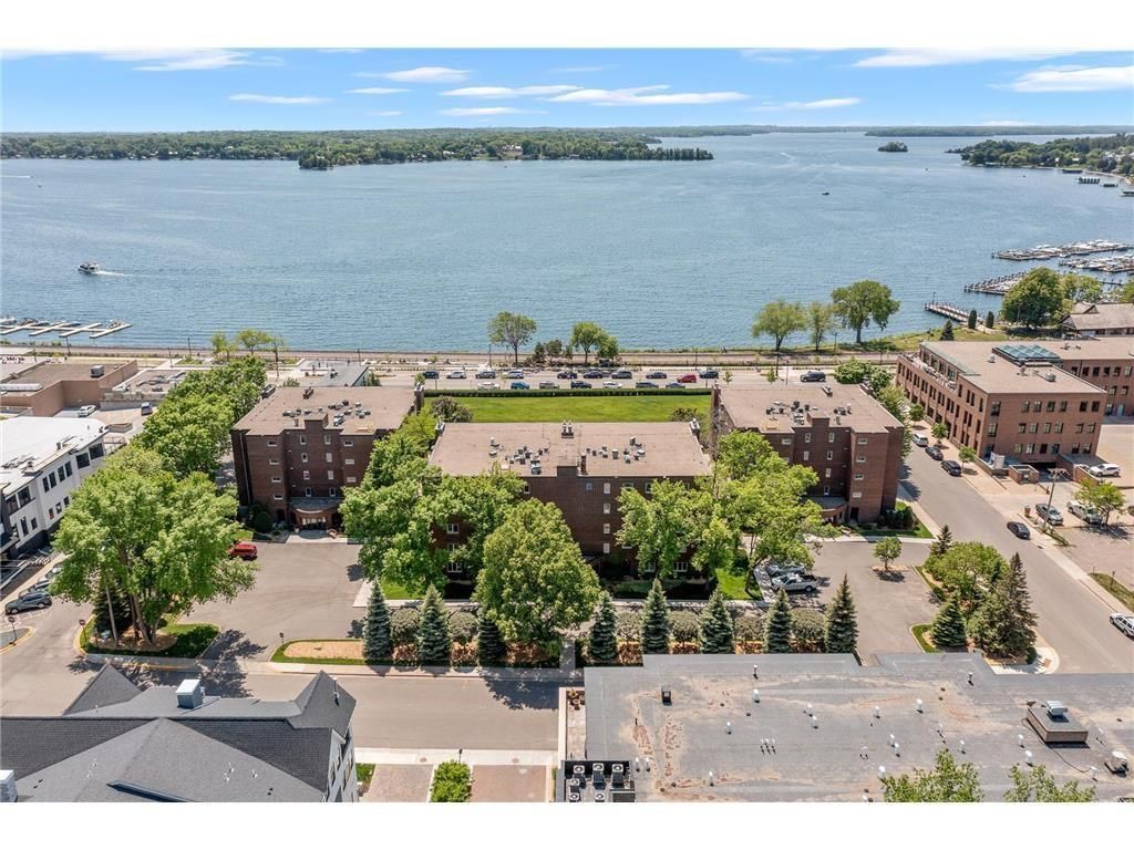 540 Indian Mound Street 1A, Wayzata, MN 55391 — exterior