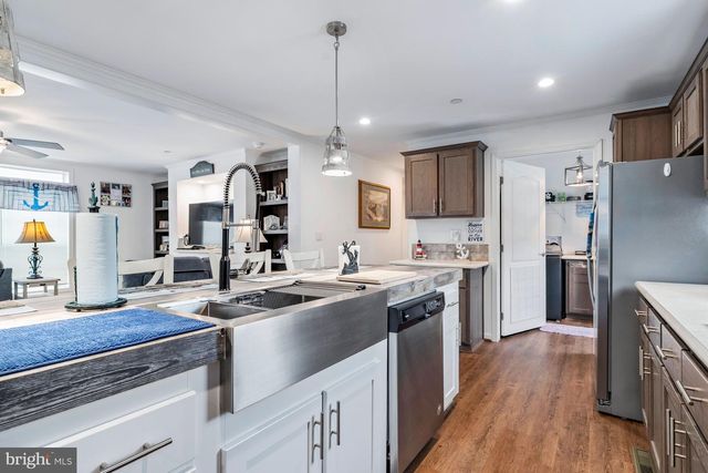 6 WHITE OAK DR, Perryville, MD 21903