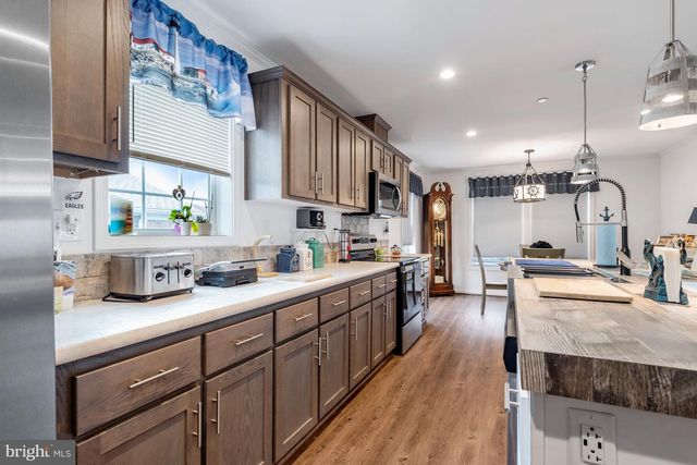 6 WHITE OAK DR, Perryville, MD 21903