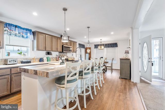 6 WHITE OAK DR, Perryville, MD 21903