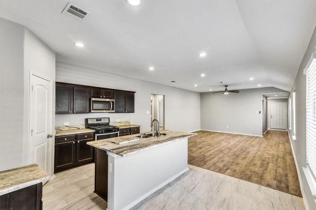 16831 Silent Pines Court, Conroe, TX 77302