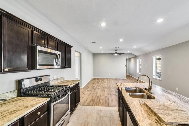 16831 Silent Pines Court, Conroe, TX 77302