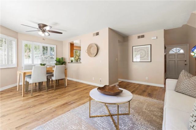 1866 Rory Lane 2, Simi Valley, CA 93063