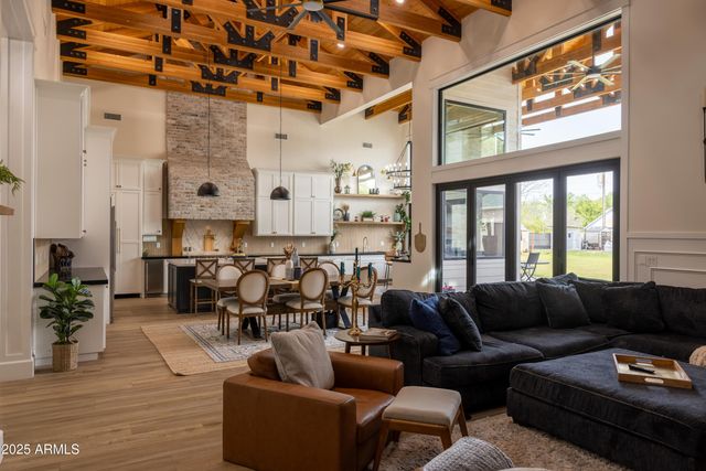 16322 E FAIRVIEW Street, Gilbert, AZ 85295