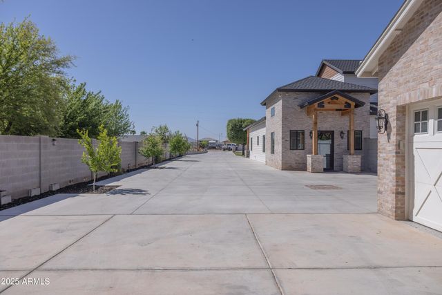 16322 E FAIRVIEW Street, Gilbert, AZ 85295