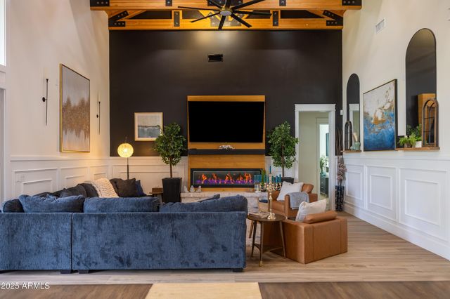 16322 E FAIRVIEW Street, Gilbert, AZ 85295