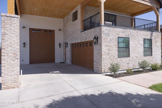 16322 E FAIRVIEW Street, Gilbert, AZ 85295