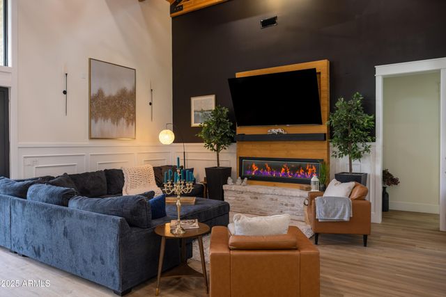 16322 E FAIRVIEW Street, Gilbert, AZ 85295