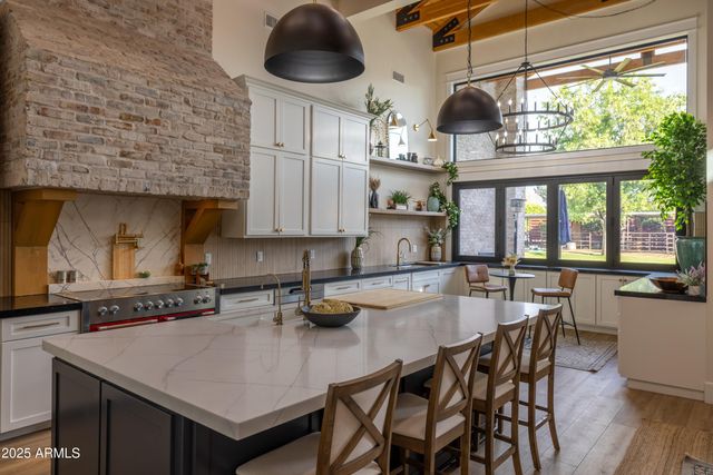 16322 E FAIRVIEW Street, Gilbert, AZ 85295