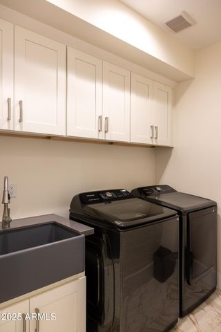 16322 E FAIRVIEW Street, Gilbert, AZ 85295