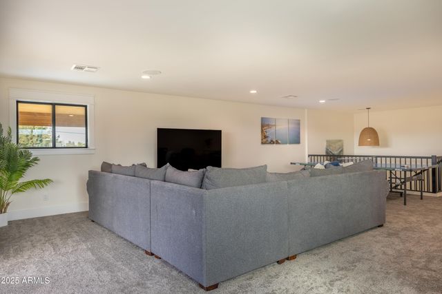 16322 E FAIRVIEW Street, Gilbert, AZ 85295