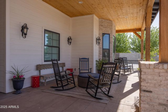 16322 E FAIRVIEW Street, Gilbert, AZ 85295