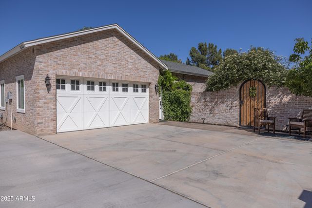 16322 E FAIRVIEW Street, Gilbert, AZ 85295