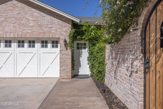 16322 E FAIRVIEW Street, Gilbert, AZ 85295