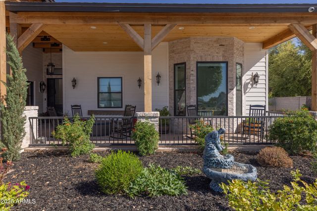 16322 E FAIRVIEW Street, Gilbert, AZ 85295