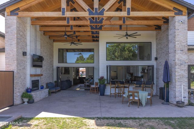 16322 E FAIRVIEW Street, Gilbert, AZ 85295