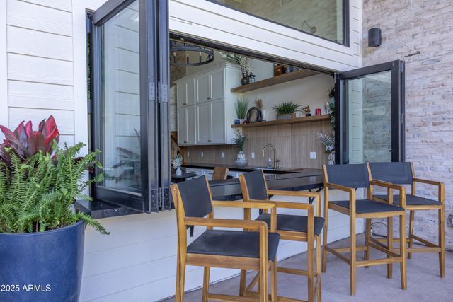 16322 E FAIRVIEW Street, Gilbert, AZ 85295