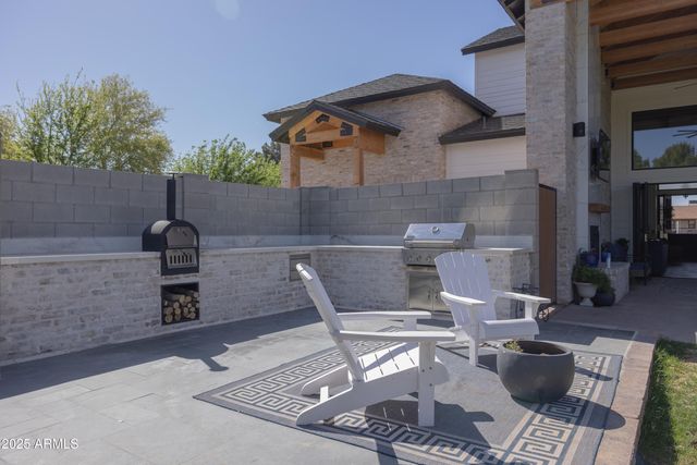 16322 E FAIRVIEW Street, Gilbert, AZ 85295