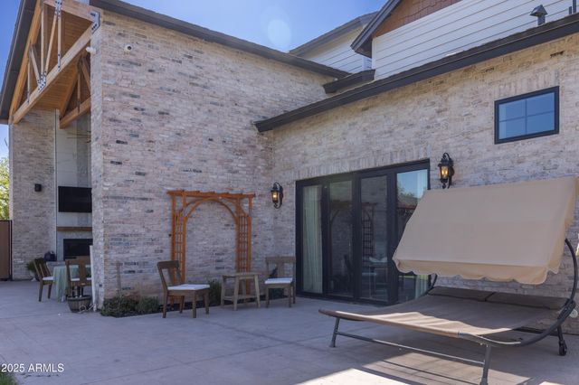 16322 E FAIRVIEW Street, Gilbert, AZ 85295