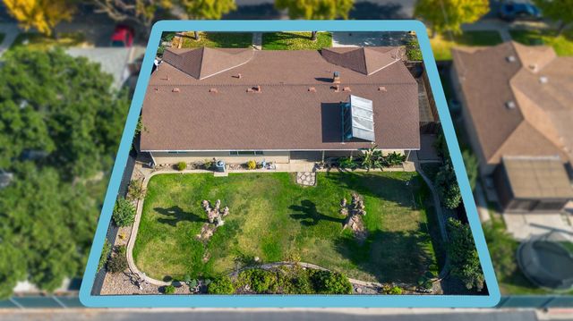 2801 Warwick Ln, Modesto, CA 95350