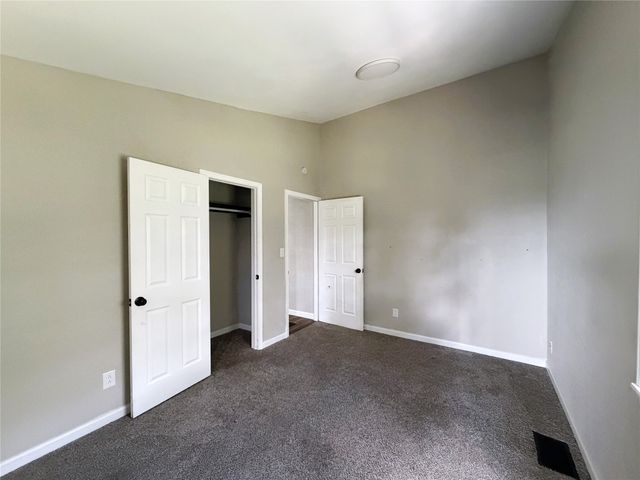 2817 N Mountain View Road, Granbury, TX 76048