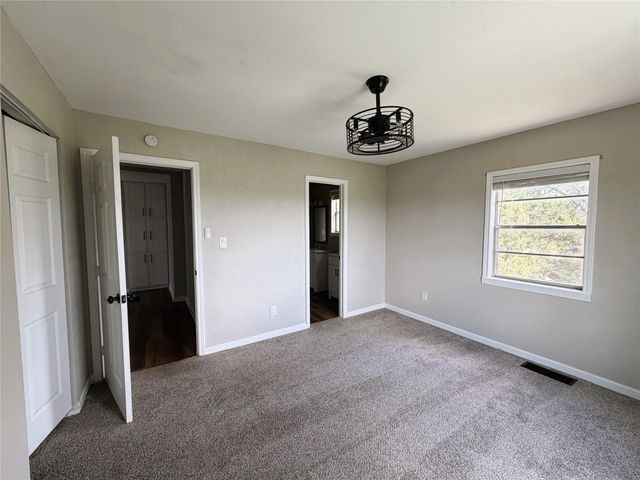2817 N Mountain View Road, Granbury, TX 76048