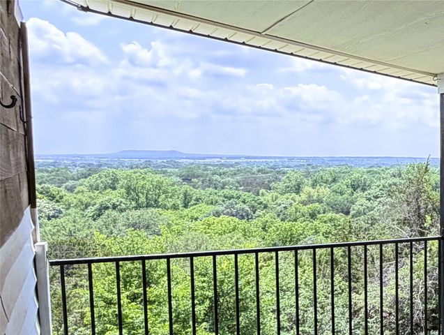 2817 N Mountain View Road, Granbury, TX 76048