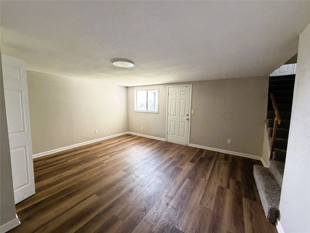 2817 N Mountain View Road, Granbury, TX 76048