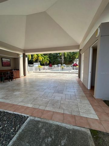 Cond. Torres del Escorial 4002 AVE. JOSE DE DIEGO 606, Carolina, PR 00984