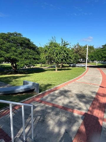 Cond. Torres del Escorial 4002 AVE. JOSE DE DIEGO 606, Carolina, PR 00984